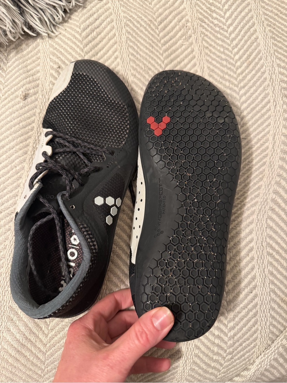 Vivo Barefoot Gray and Red Shoes - Picture 5 of 6